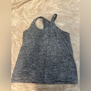 Under Armour Women's Tech Knockout Tank Top
Sz LARGE